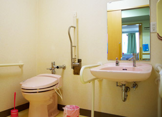 大阪府藤井寺市の有料老人ホームHCLのトイレ